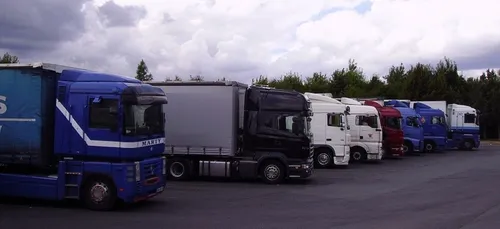 Les routiers annoncent des blocages à la frontière belge le 28...