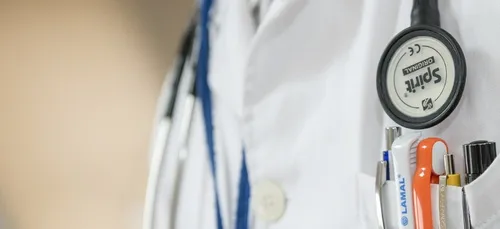 Pénurie de soignants dans les Hauts-de-France, près de 300 postes à...