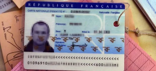 En 2021, la carte d'identité ne ressemblera plus à ça