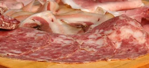 Listeria : rappel de charcuteries vendues chez Carrefour, Auchan et...