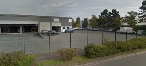 Fretin : un homme meurt écrasé entre deux remorques