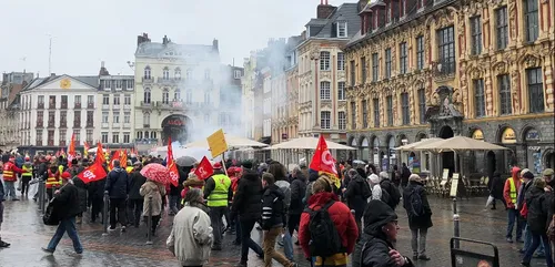 Réforme des retraites : le centre-ville de Lille reste interdit à...