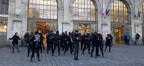 Lille : un flashmob pour dénoncer la réforme des retraites
