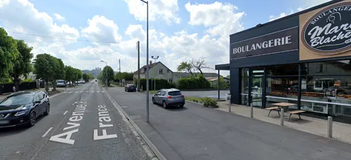 Laon : un éboueur entre la vie et la mort après avoir été percuté...