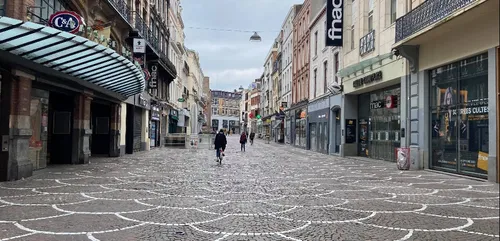 Coronavirus : les déplacements autorisés et interdits avec les...