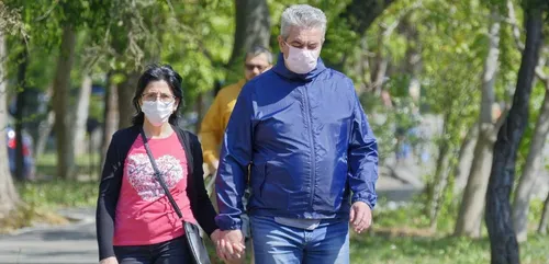 Des masques vendus dans les grandes surfaces à partir de lundi