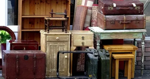 Le relais Emmaüs de Tourcoing brade ses prix pour les étudiants fin...