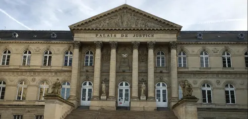 Le chauffard qui a renversé un gendarme dans la Somme, jugé à Amiens