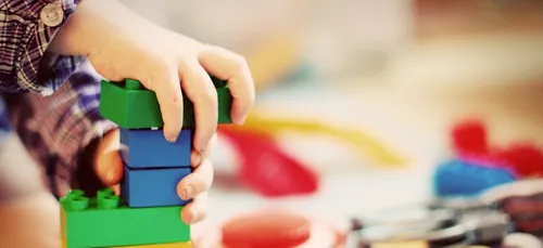 500 000 masques transparents pour les professionnels de la petite...