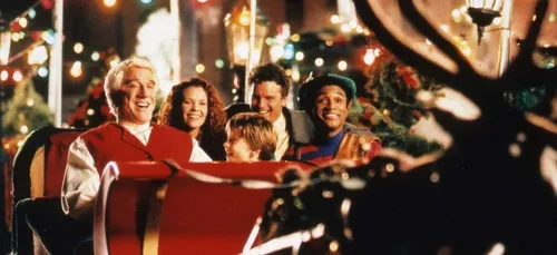 Covid-19 : pourra-t-on passer Noël en famille cette année ?