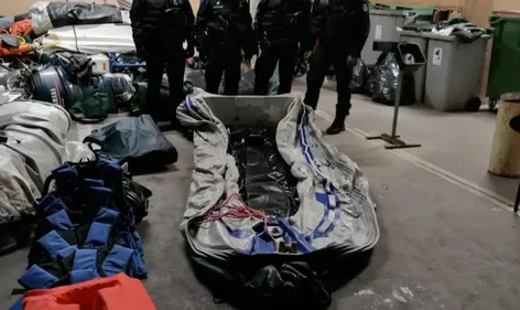 Calais : la police intercepte une tentative de traversée de la...