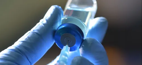 Covid-19 : la vaccination débutera les 27, 28 et 29 décembre en Europe