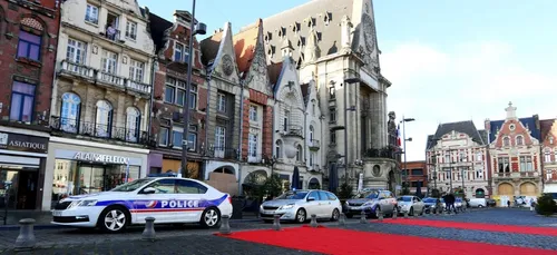 Une parade de policiers en colère ce jeudi à Béthune