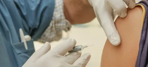 Couvre-feu anticipé, vaccins, fermetures d'établissements ... le...