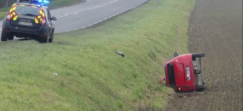Une voiture sans permis part en tonneau dans la Somme