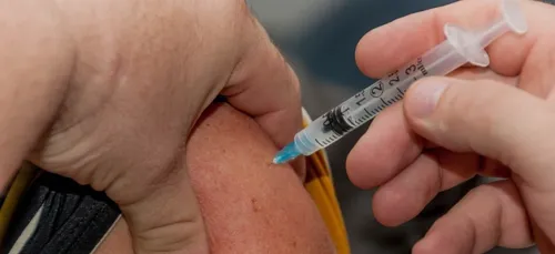 Les rendez-vous de primo-vaccination reportés à début mars dans les...