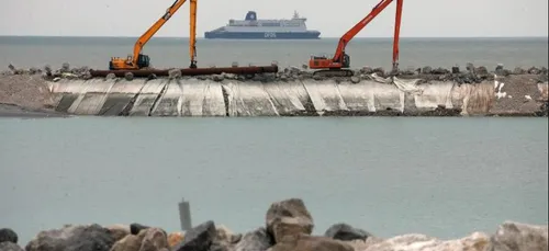 Un corps flottant découvert au port de Calais