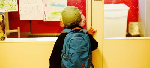 Covid-19 : des tests salivaires bientôt dans les écoles ?