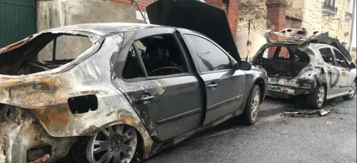 Onze voitures brûlées en quatre nuits à Fismes : un suspect placé...