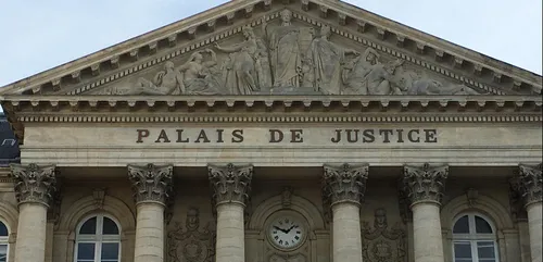 Deux frères jugés dans la Somme pour avoir frappé des gendarmes