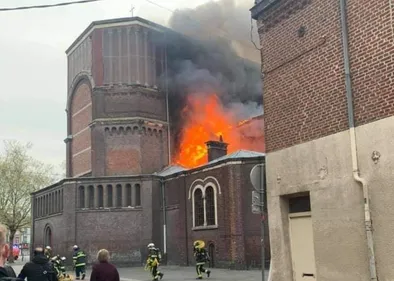 Ce que l'on sait de l'incendie de l'église Saint-Pierre-Saint-Paul...