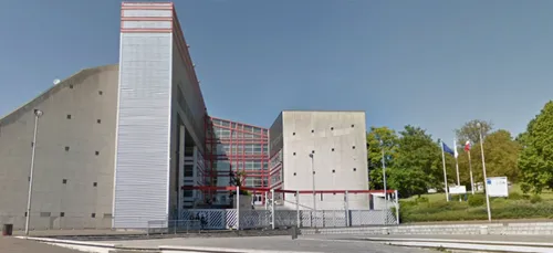 Tirs de mortier sur un lycée dans l'Oise : quatre adolescents mis...