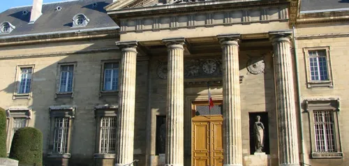 Un mandat d'arrêt émis contre celui qui a tué au volant un enfant...