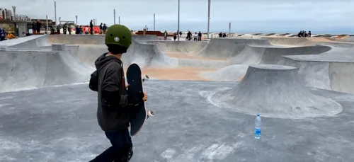 Le plus grand skatepark outdoor de la région a ouvert à Calais
