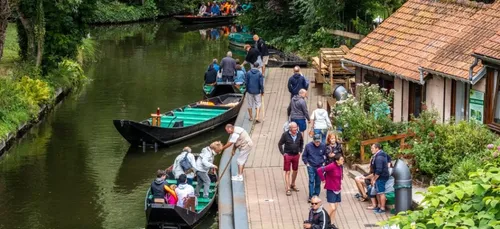 Amiens: Les balades en barque ont repris aux hortillonages