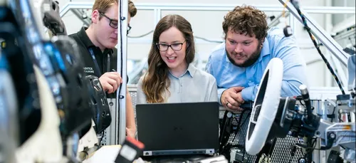 Toyota reporte la reprise de sa production à Onnaing (Nord)