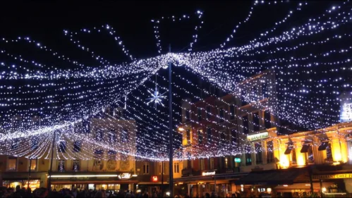 Ça y est, les illuminations de Noël sont lancées !