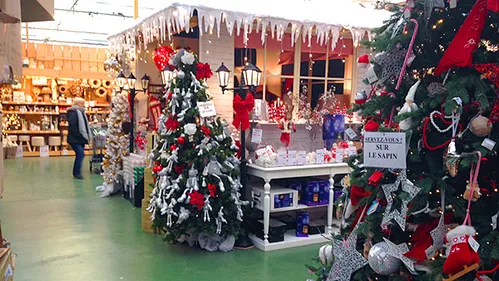 La magie de Noël s'empare de la jardinerie d’Hesdigneul !
