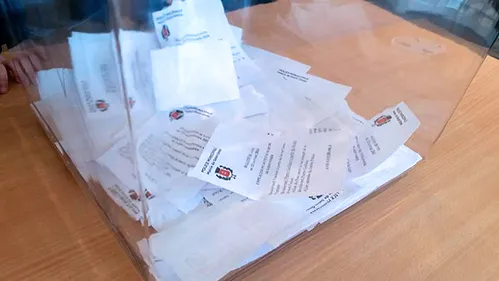 Les commerçants du marché d’accord à déplacer leurs étals boulevard...