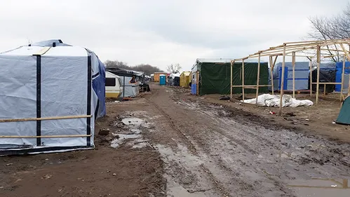 De plus en plus de migrants acceptent la main tendue par la France