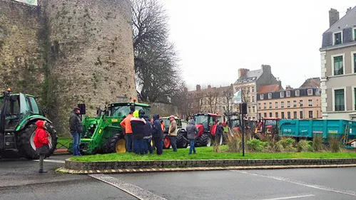 Les agriculteurs qui ont manifesté mardi devront rembourser les...