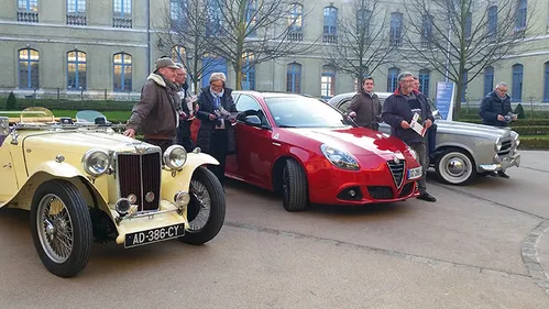Des voitures d’exceptions et de caractères dimanche à Saint-Omer !