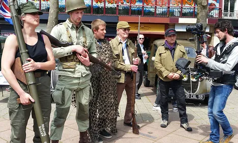 Samedi, la place Jean Bart était transformée en plateau de cinéma !