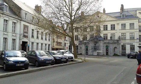 Les travaux place Victor Hugo sont l’objet d’une discorde entre la ...