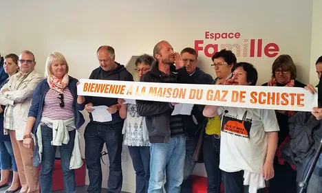 Des écologistes ont perturbé l’ouverture de la Maison de la Nature...