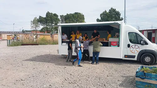 Un chef étoilé pour combattre la misère au camp de la Linière