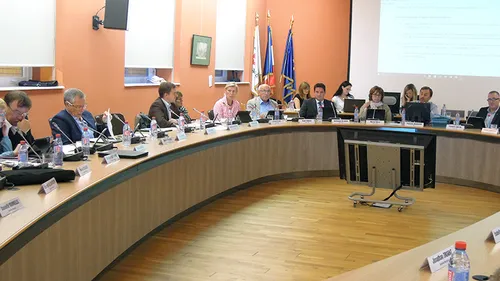 Les réunions du conseil municipal sont toujours aussi tendues !