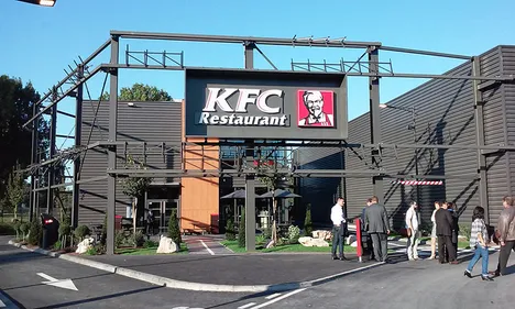 Plus que quelques jours avant l’ouverture du KFC !