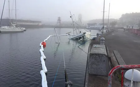Un bateau a sombré hier dans le bassin du commerce à Dunkerque