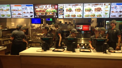 Ouverture de Burger King: carton plein pour le dernier arrivé des...
