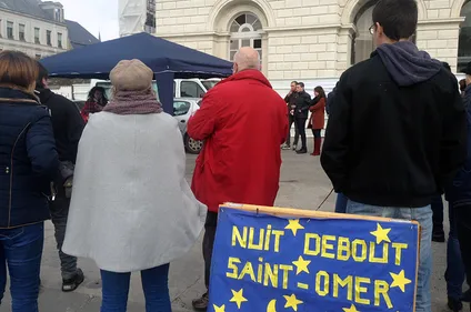 Une trentaine de militants réunis pour protester contre la...
