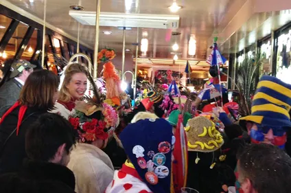 Dimanche, de drôles de mouettes tournaient dans le quartier de la...