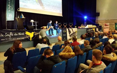 Thomas Ruyant : le marin dunkerquois rock star chez les enfants