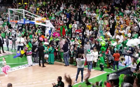Les supporters carnavaleux ont fait entendre très loin la victoire...