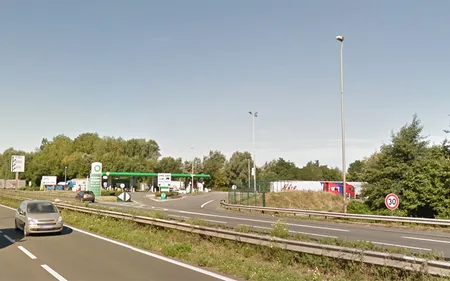 A Grande-Synthe et Steenvoorde, sur l’A16 et l’A25, les camions...