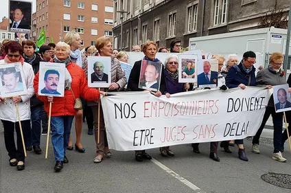 La marche silencieuse des veuves et des victimes de l’amiante a...